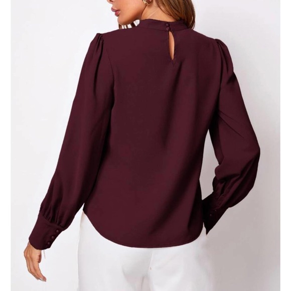 Burgundy Plicated Front, Keyhole Back Longsleeve Blouse Medium NWOT - Picture 8 of 10
